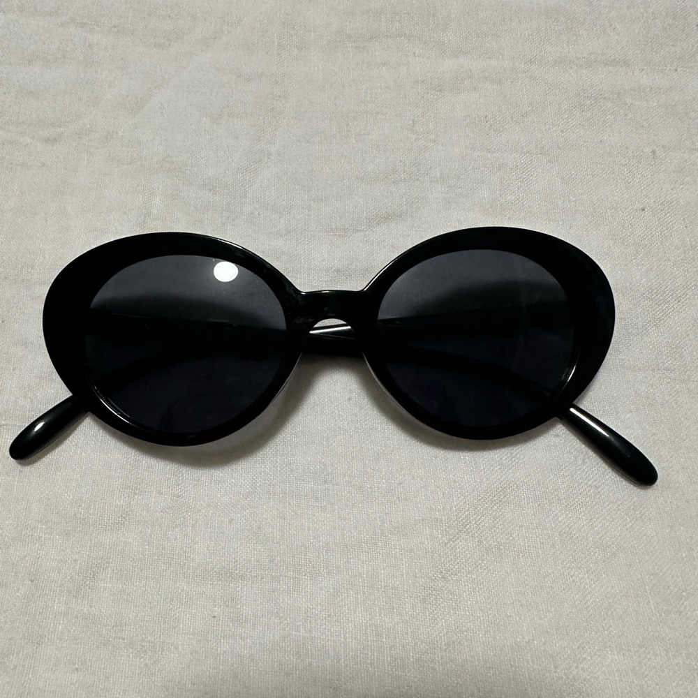 Black Oval Sunglasses